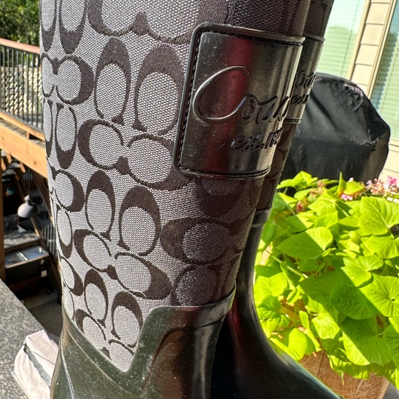 Coach rain boots - size 7 - Picture 1 of 4